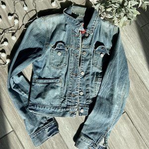 American Eagle | Denim jacket | light wash | Size Medium